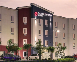 KHÁCH SẠN CANDLEWOOD SUITES